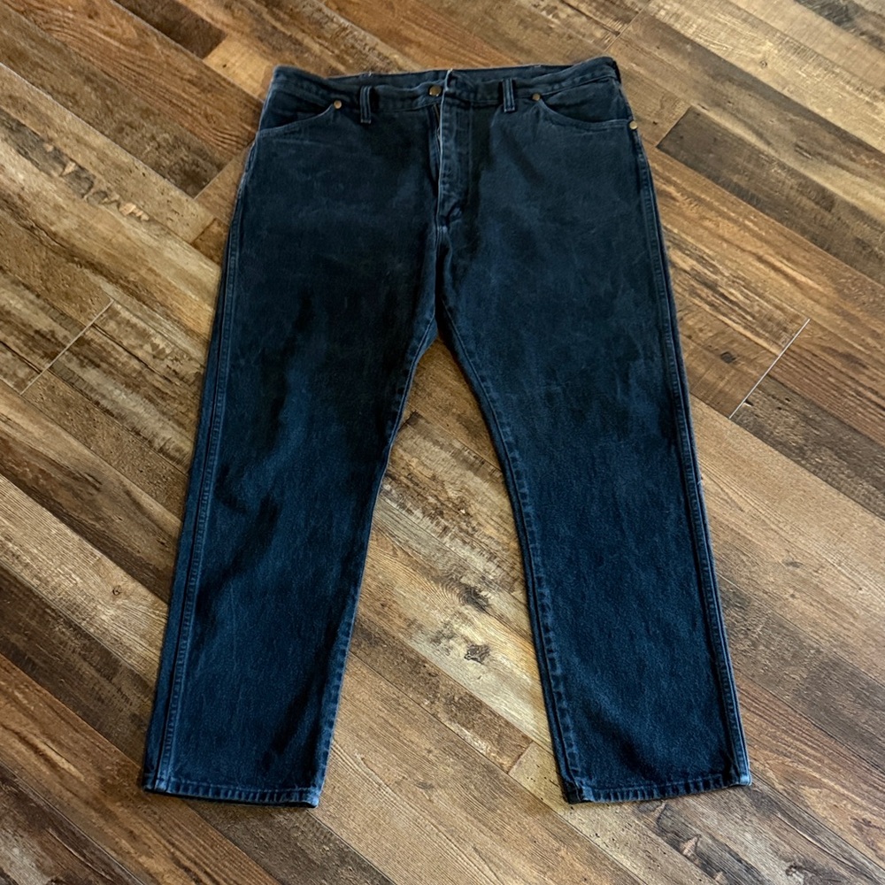 Wrangler Men's Black boot cut jeans